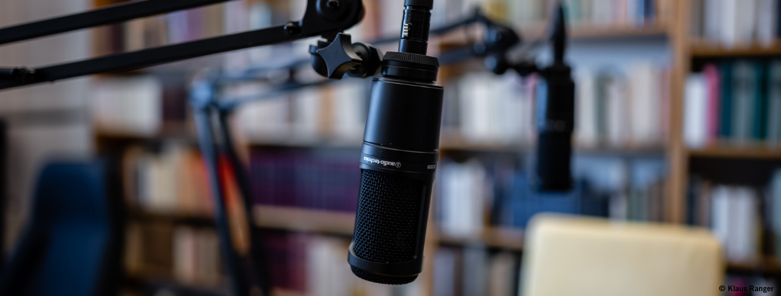 Pictures of microphones